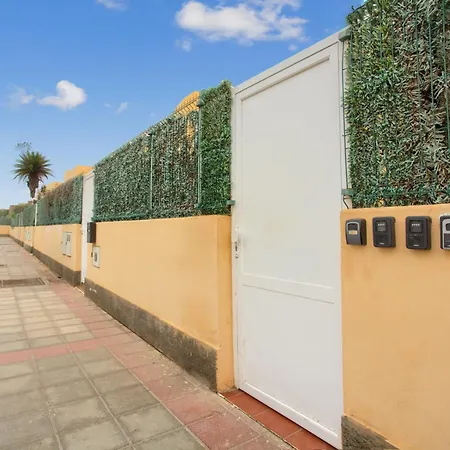 Casa Olitas Beachpool アパート コラレホ